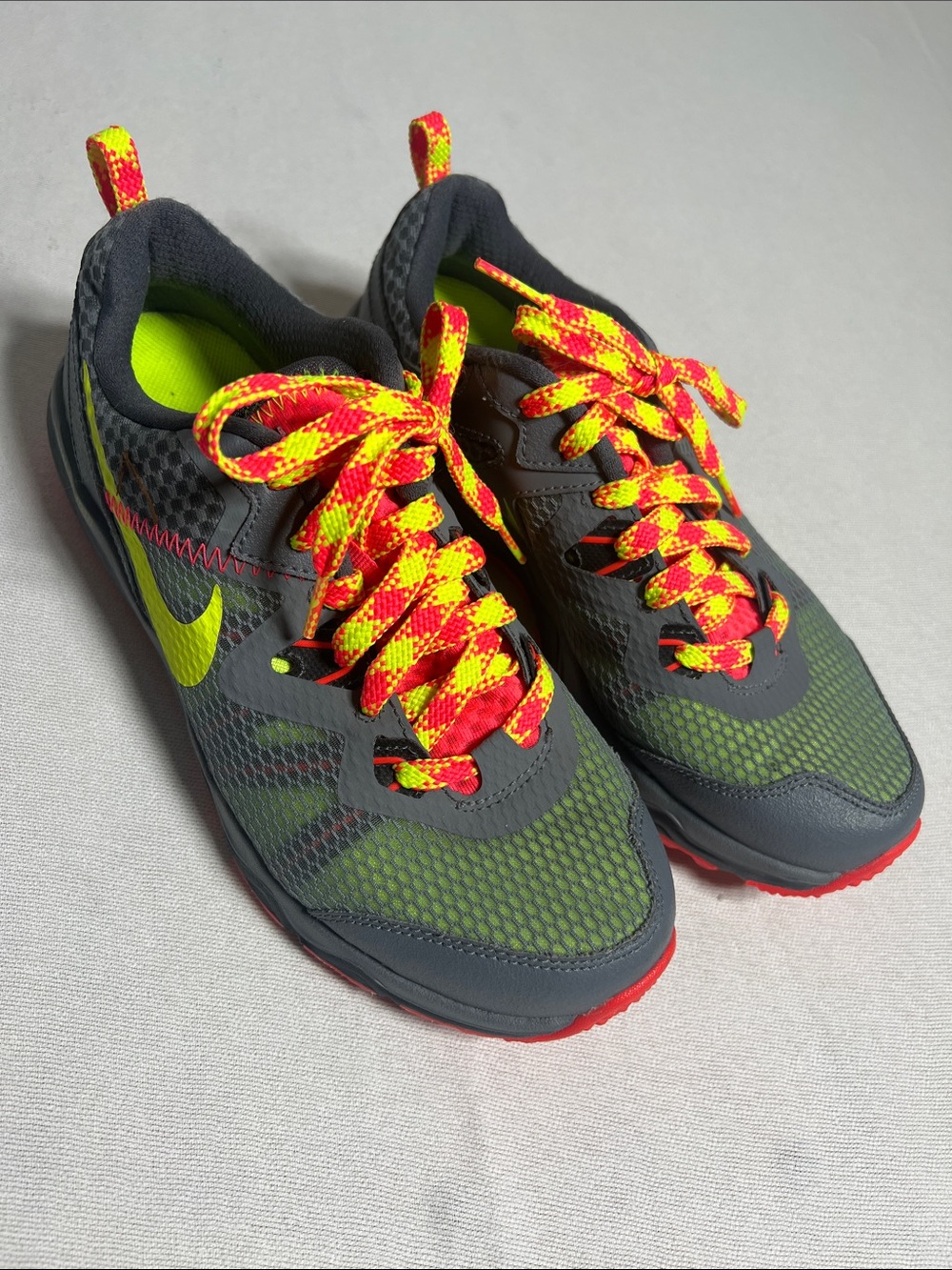 Nike women’s Gray Neon Green & Red-Orange Athletic Sneakers